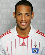 Dennis Aogo