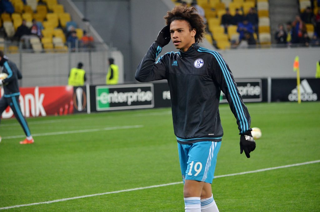 Die Nummer 19 von Leroy Sané im Schalke Trikot (Foto Shutterstock)