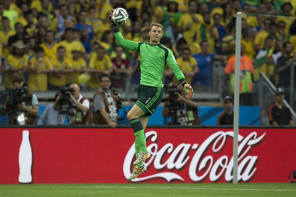 Manuel Neuer im DFB Trikot (Foto Shutterstock)