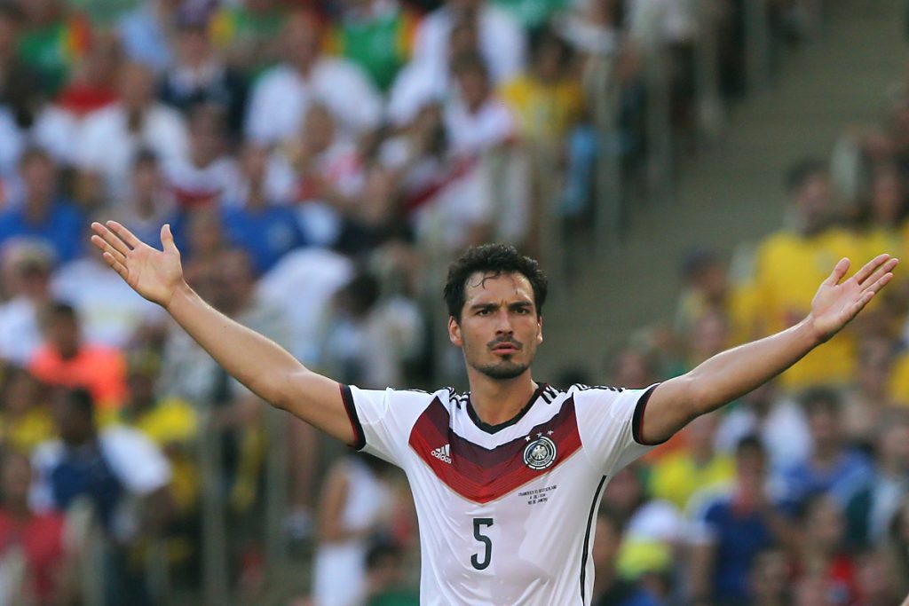 Mats hummels mit der Nummer 5 bei der WM 2014 in Brasilien (Foto Shutterstock)