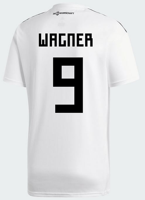 Das DFB Trikot von Sandro Wagner mit der Nummer 9 auf dem Rücken.